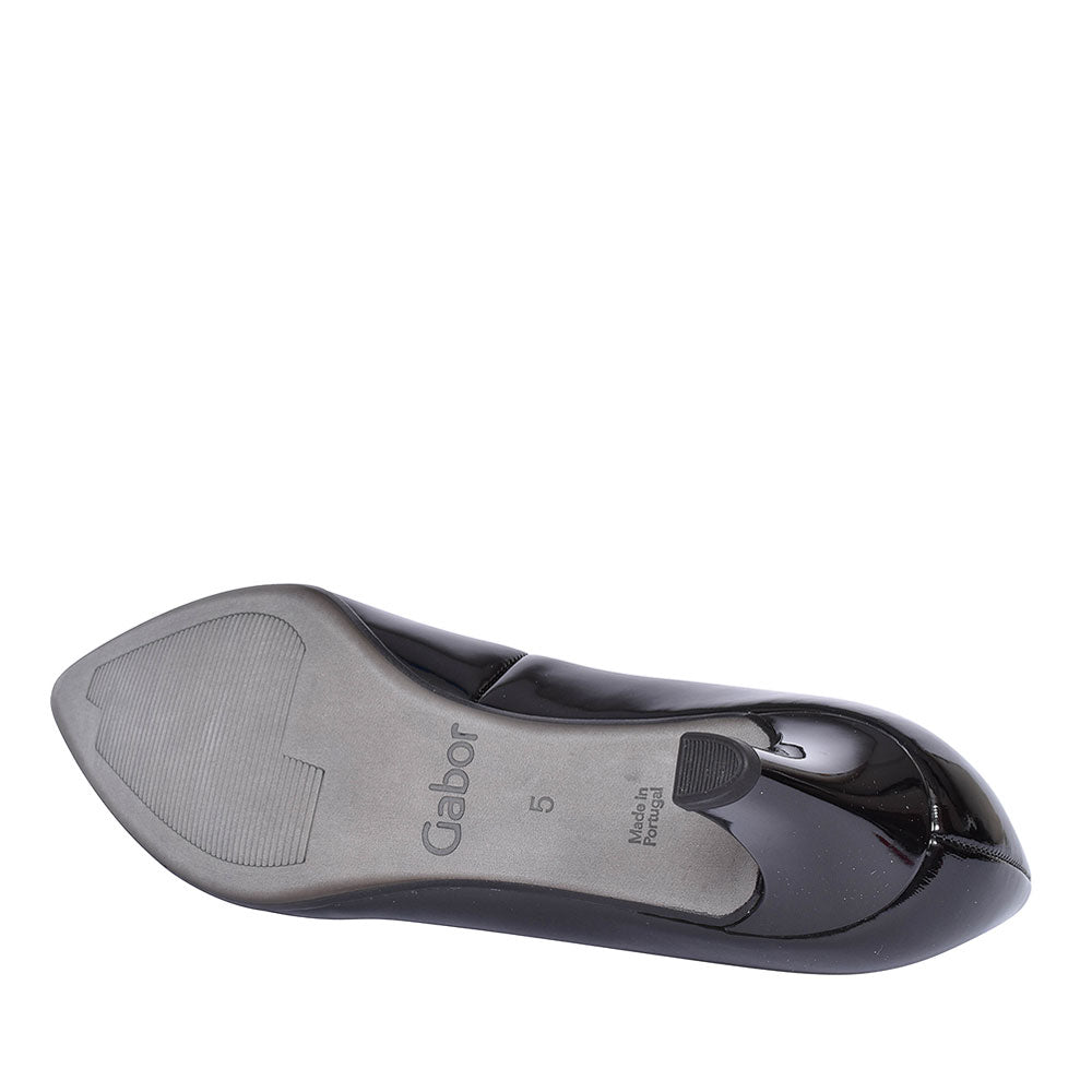 Point Toe Mid Heel For Women In Black