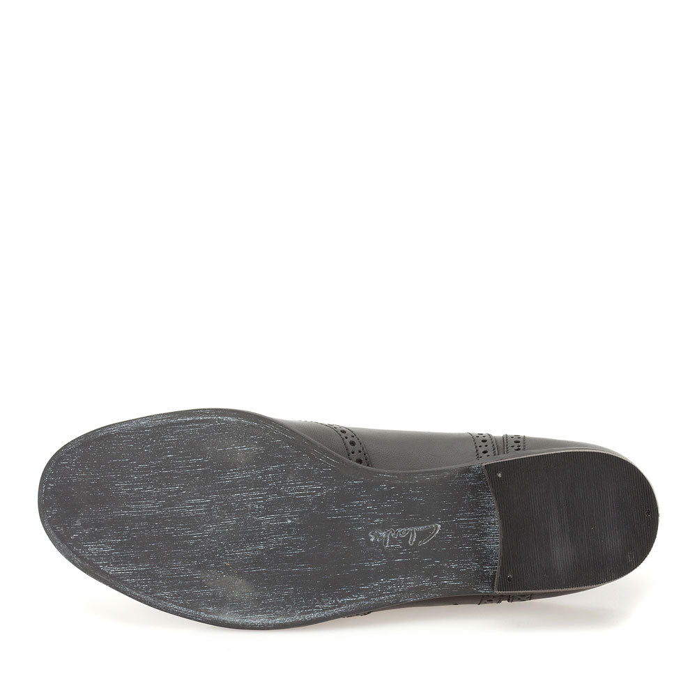 Hamble Oak Leather Brogue Shoe C Fit In Blk Leather