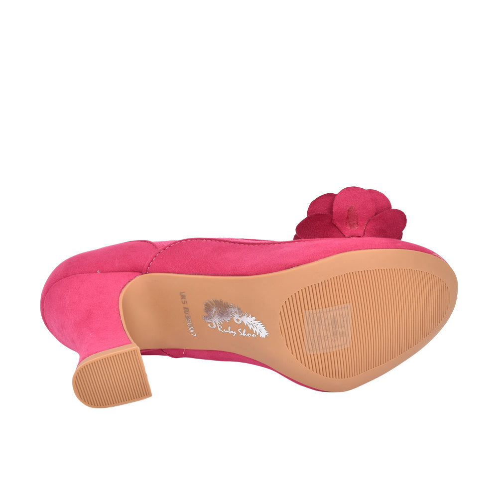 Ladies Chrissie Court Shoe In Pink