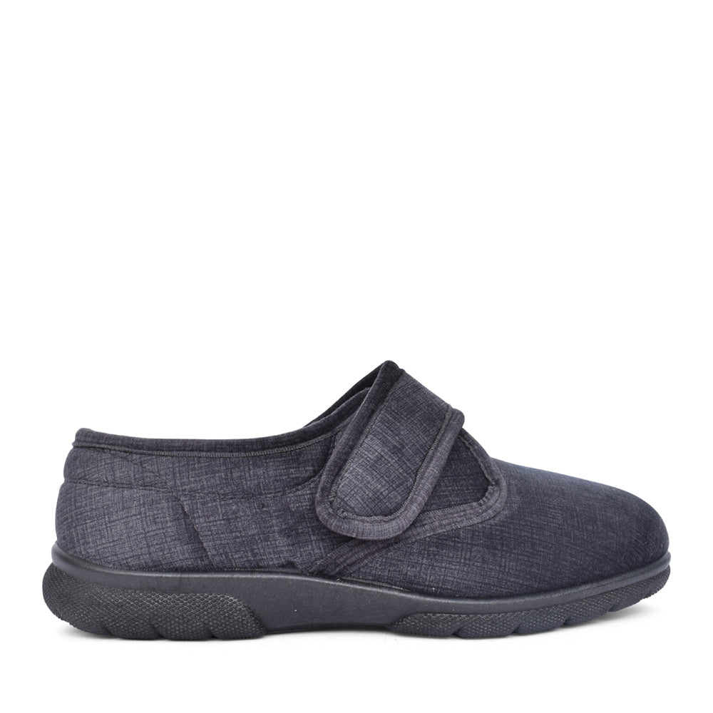 Mens Hallam 84008 6v Extra Wide Velcro Slipper In Black