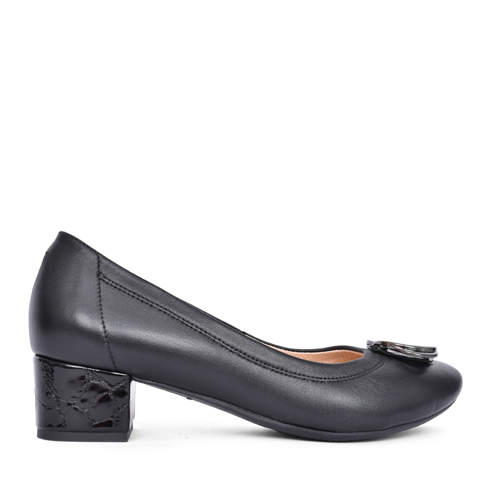 Ladies 6415 H-fit Low Heel Court Shoe In Black