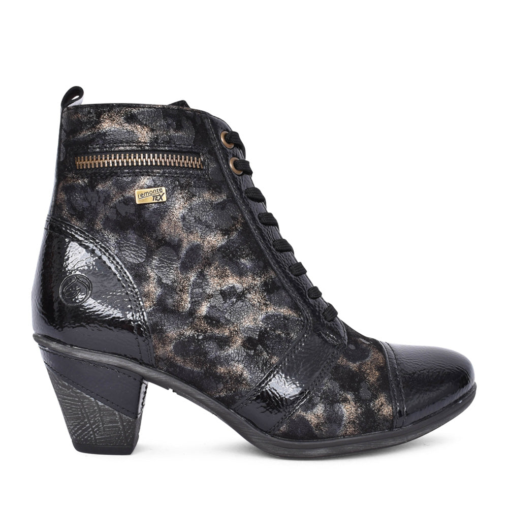 Ladies D8797 Laced Ankle Boot In Metallic