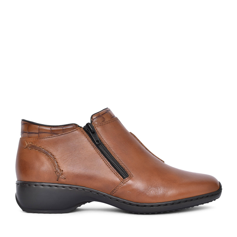 Ladies L3882 Ankle Boot In Brown