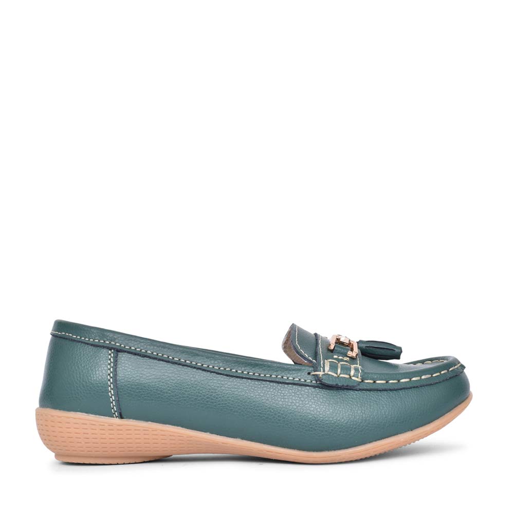 Ladies Nautical Slip-on Shoe In Hunter Grn