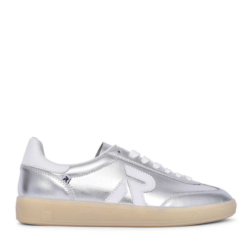 Ladies W2200 Laced Trainer In Silver