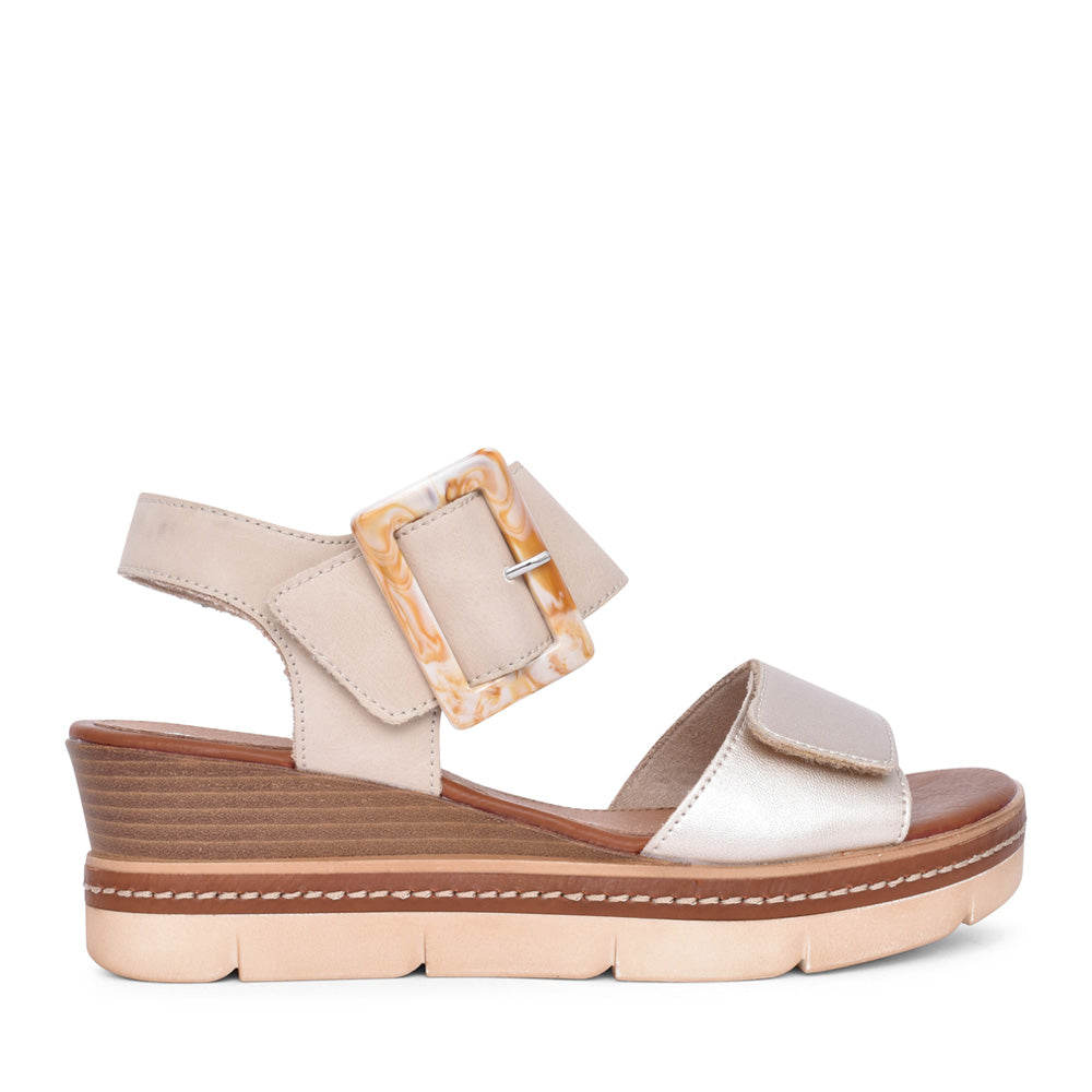 Ladies D2l53 Wedge Sandal In Beige