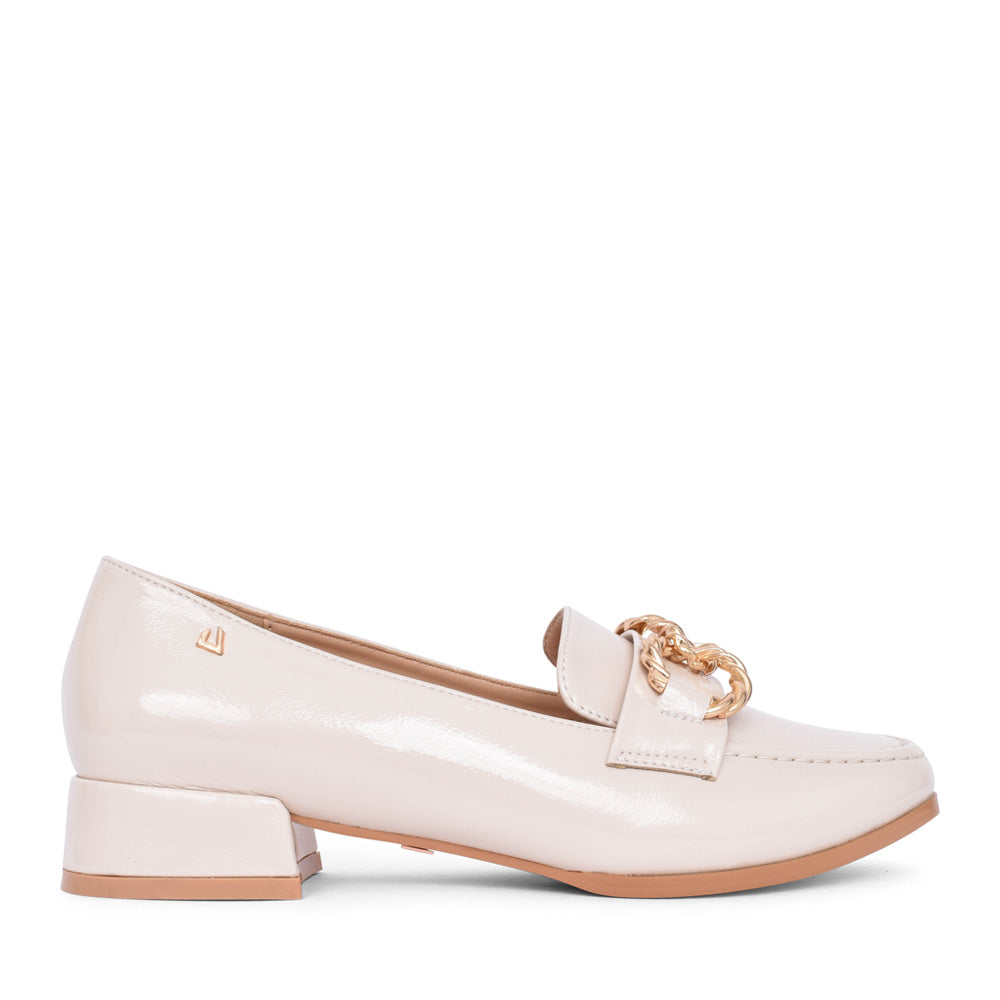 Ladies Flying Saucer Loafer In Beige