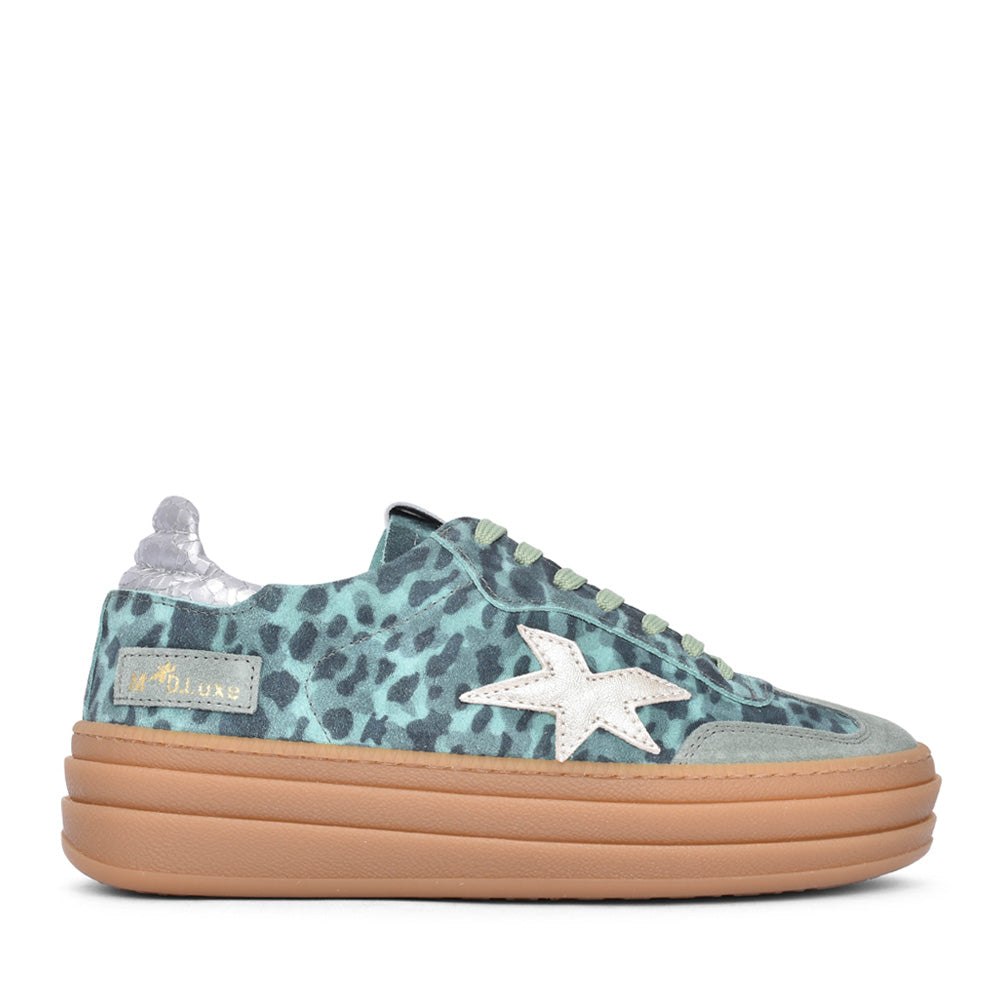 Ladies 526z-90 Laced Trainer In Green