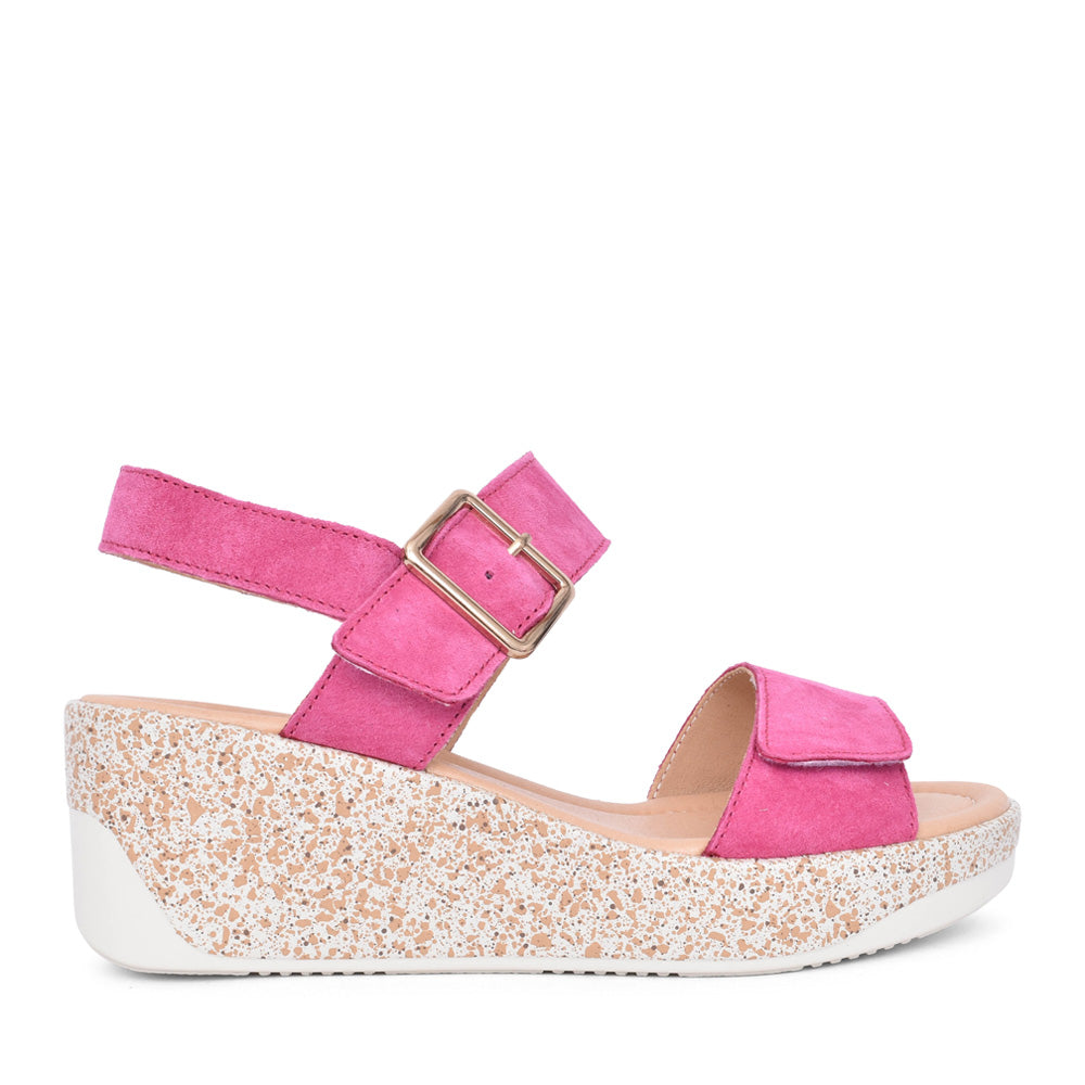 Ladies Rapallo Wedge Sandal In Fuchsia