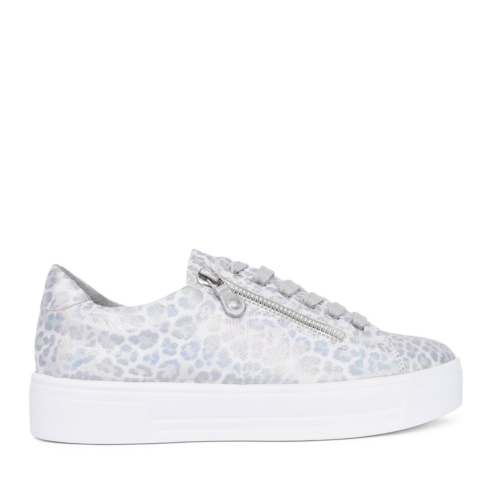 Ladies Charm Dlb009 Laced Trainer In White
