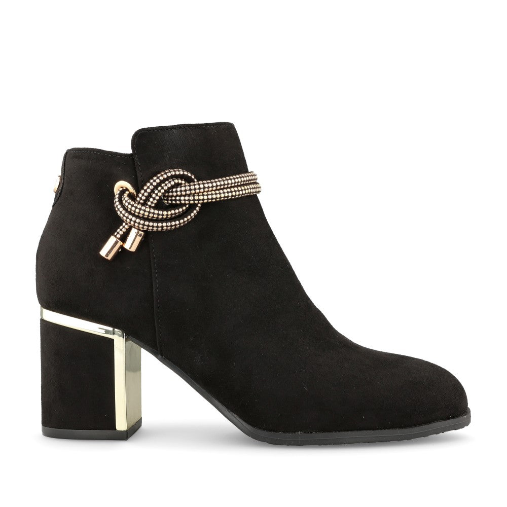 Ladies Tina Ulb457 Medium Heel Ankle Boot In Black
