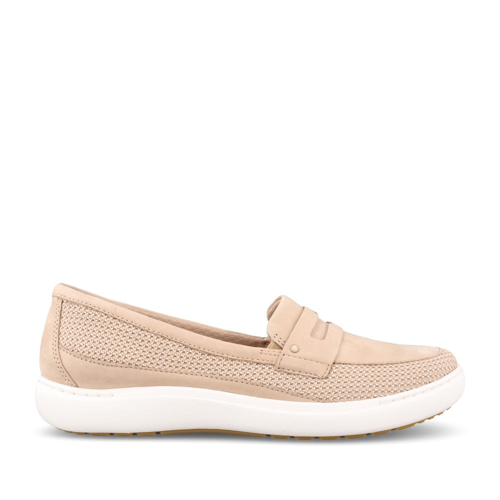 Ladies Nalle Glide D-fit Nubuck Loafer In Beige
