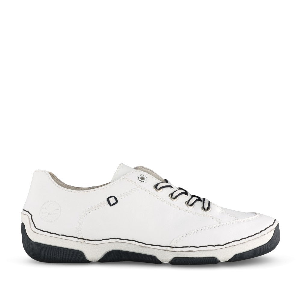 Ladies 48761 Slip-on Wedge Shoe In White