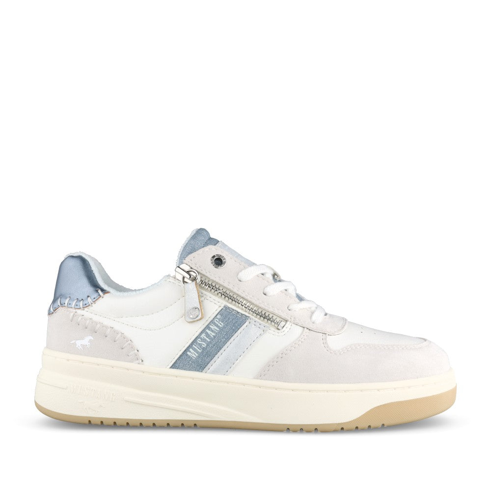 Ladies 263003 Laced Trainer In White