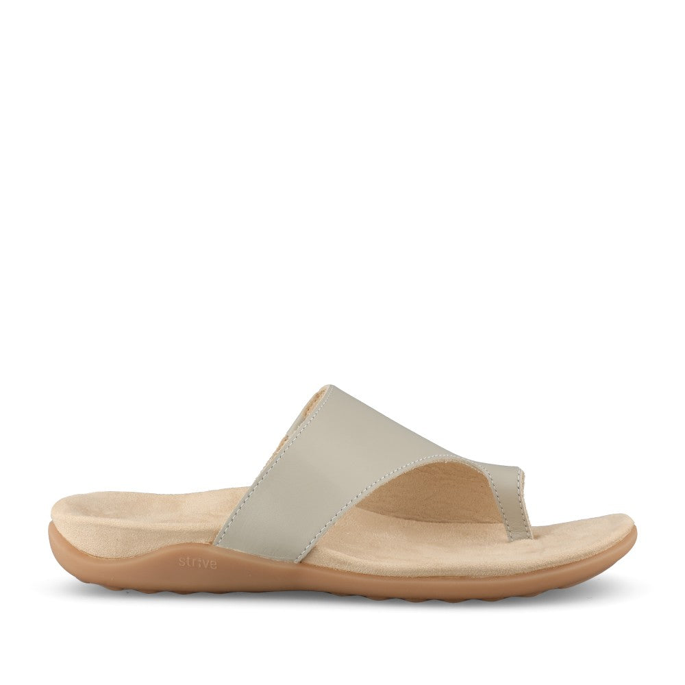 Ladies Capri 4 Mule In Latte
