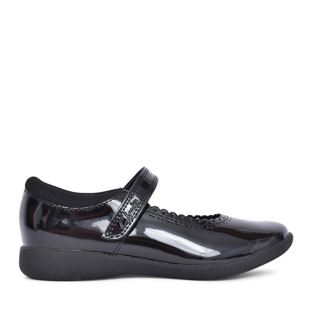 Girls Etch Pure K Patent Mary Jane Shoe In Kids G Fit