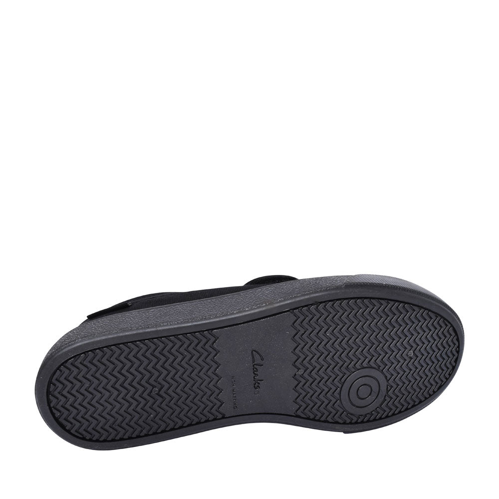 Hopper Run Black Fabric Plimsolls In Kids F Fit