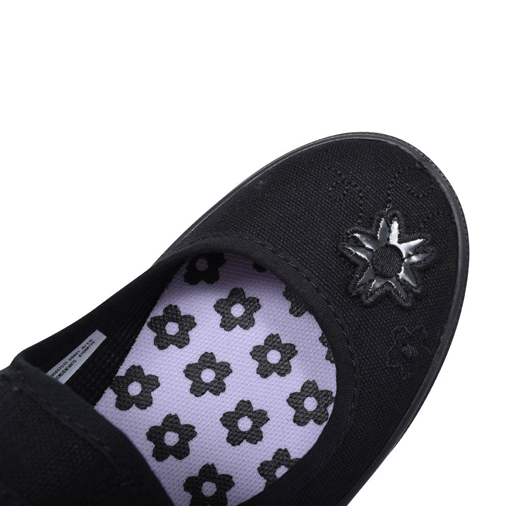 Hopper Go Black Fabric Girls Plimsolls In Kids F Fit