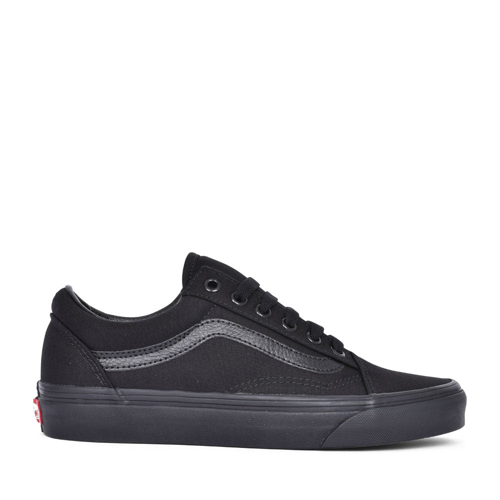 Unisex Old Skool Casual Trainer In Black