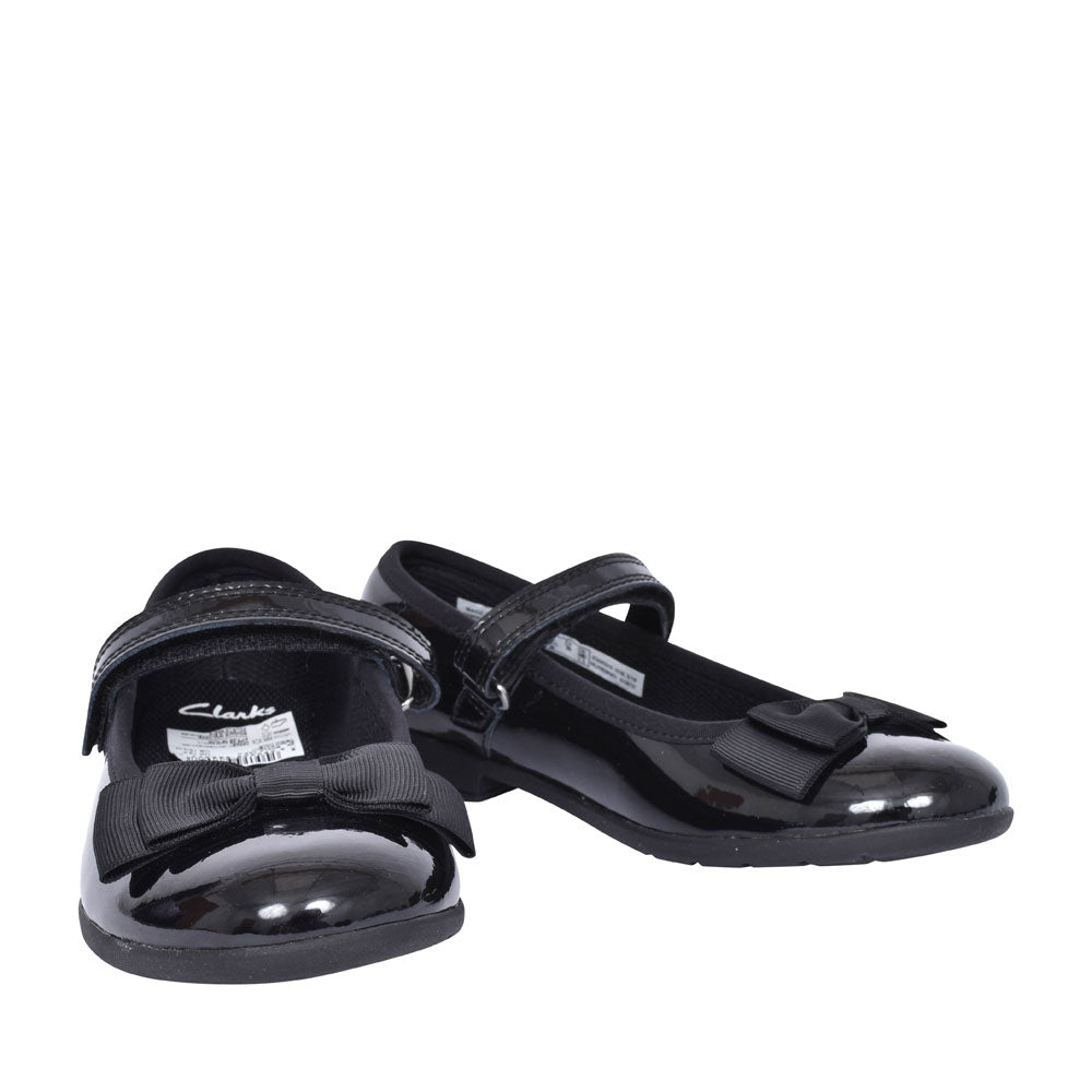 Girls Scala Tap Black Leather Velcro Shoe In Kids F Fit