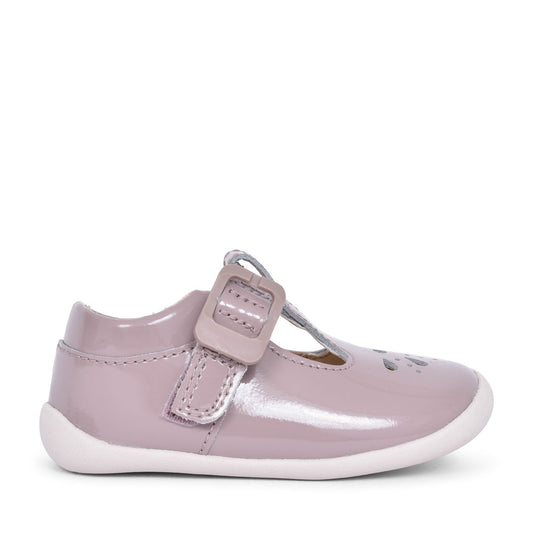 Girls Roamer Star Pink Patent T-bar Shoe In Kids F Fit