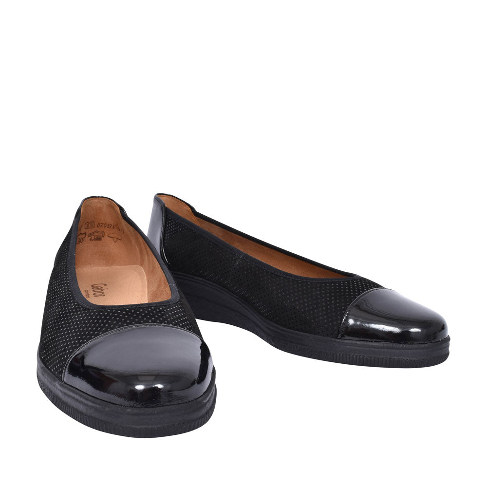 Petunia 36.402 Casual Slip On Shoe For Ladies In Black