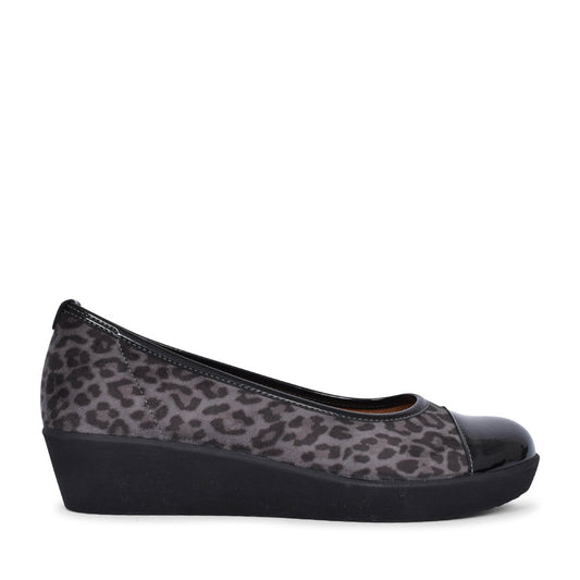 Orient 36.471 Casual Slip On Wedge Shoe For Ladies In Animal