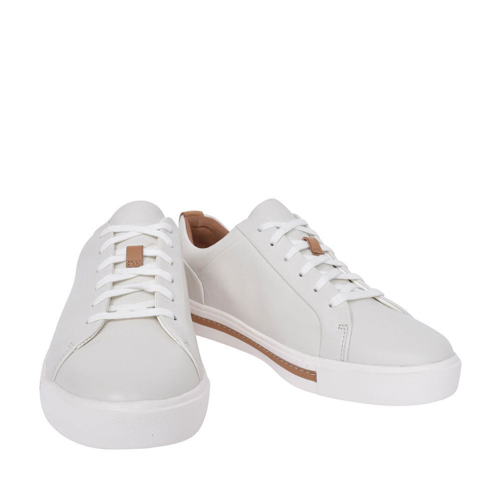 Un Maui Lace Leather D Fit Laced Trainer For Ladies In White