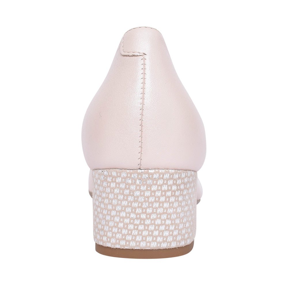 Ladies 5632 G-fit Low Heel Court Shoe In Beige