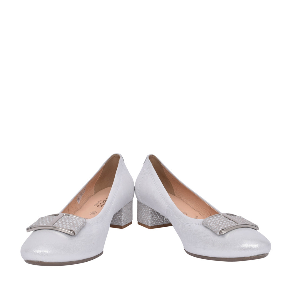 Ladies 5632 G-fit Low Heel Court Shoe In Silver