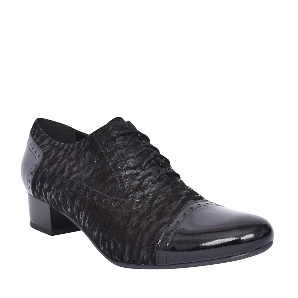 Ladies 1370 G-fit Quarter Brogue Shoe In Blk Patent