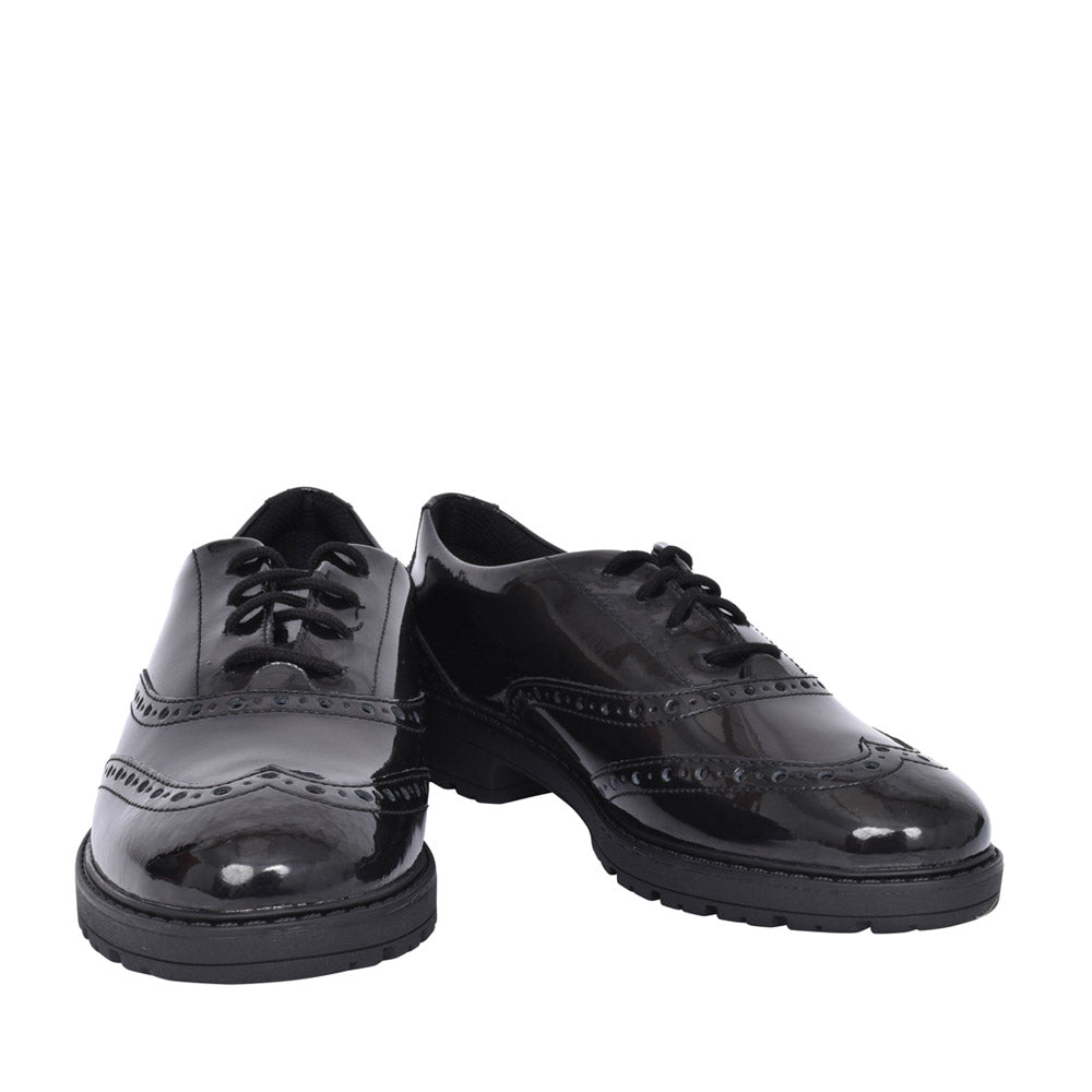 Girls Loxham Brogue Youth Black Patent Laced Brogue Shoe In Kids G Fit