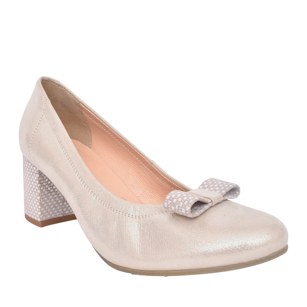 Ladies 5856 G-fit Medium Heel Court Shoe In Gold