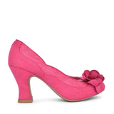 Ladies Chrissie Court Shoe In Pink