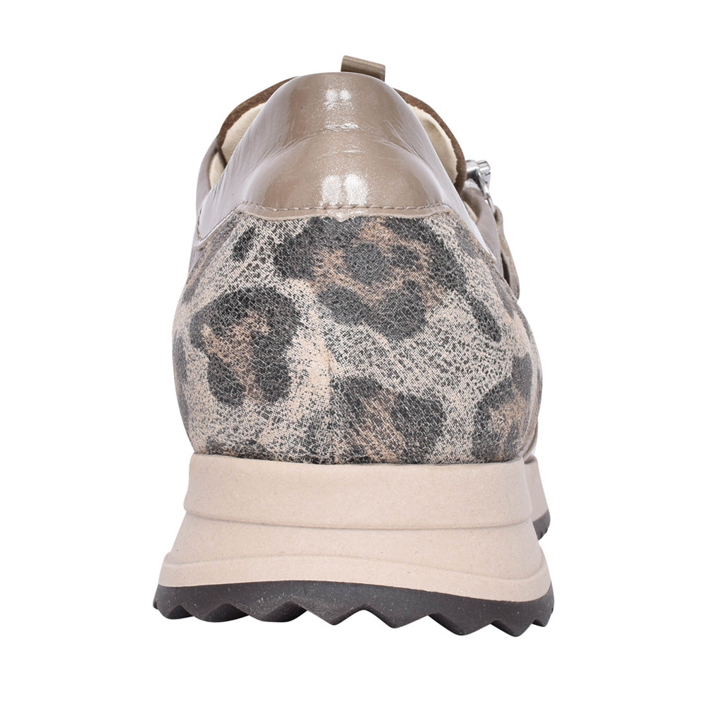 Vicky Laced Trainer In Taupe