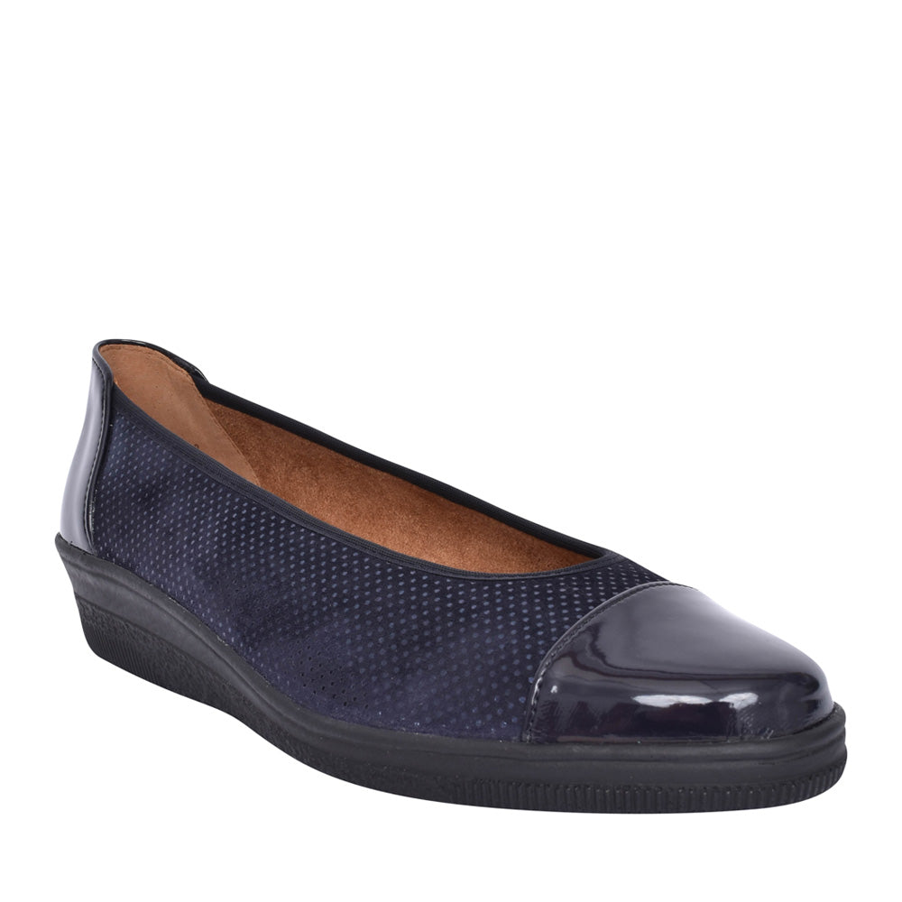 Ladies 06.402 Petunia Slip-on Shoe In Navy