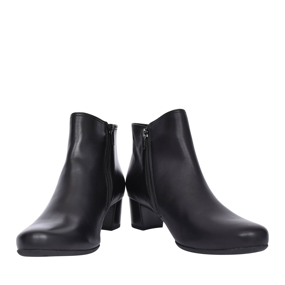 Ladies 92.827 Keegan 2 Ankle Boot In Black