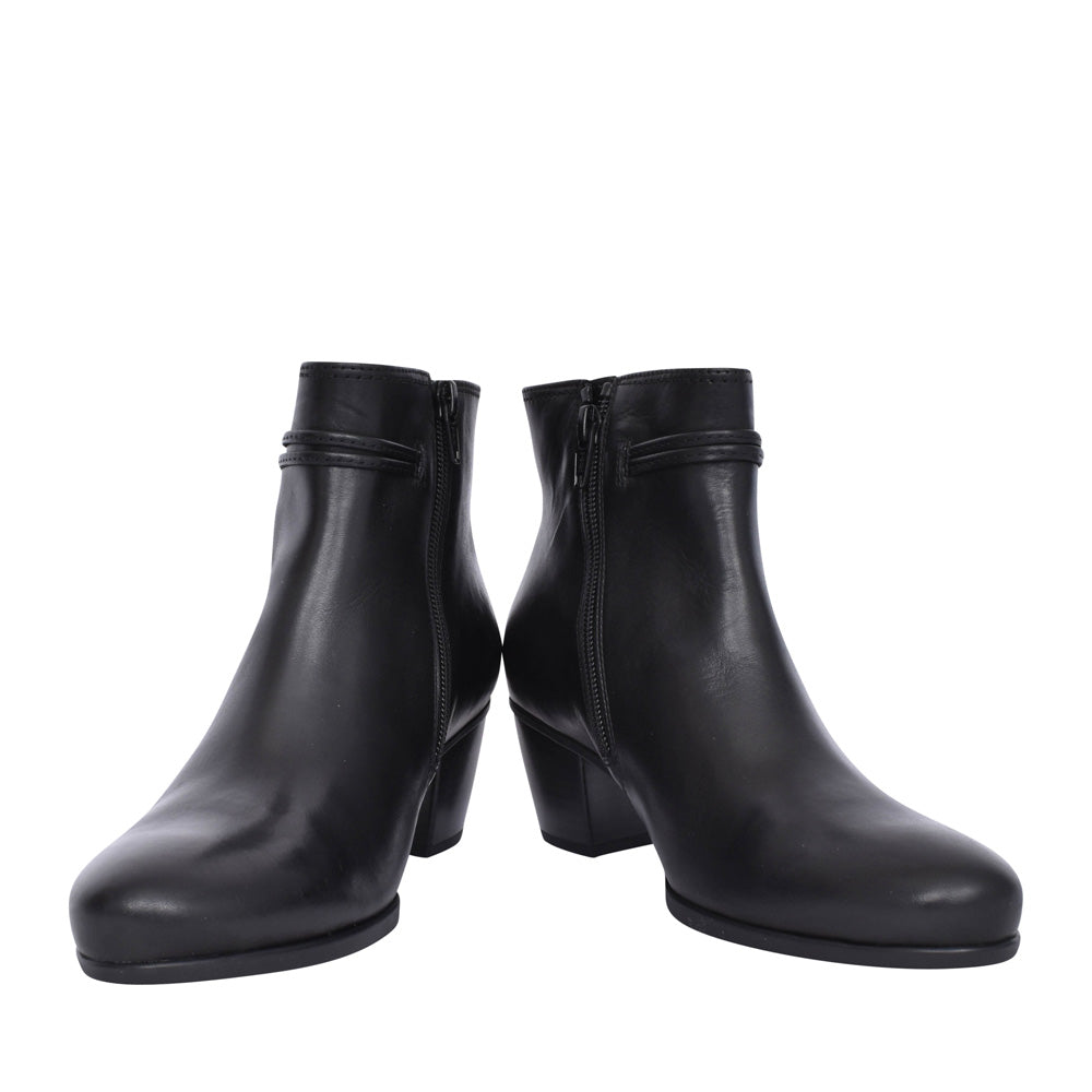 Ladies Ela 95.522 Ankle Boot In Black