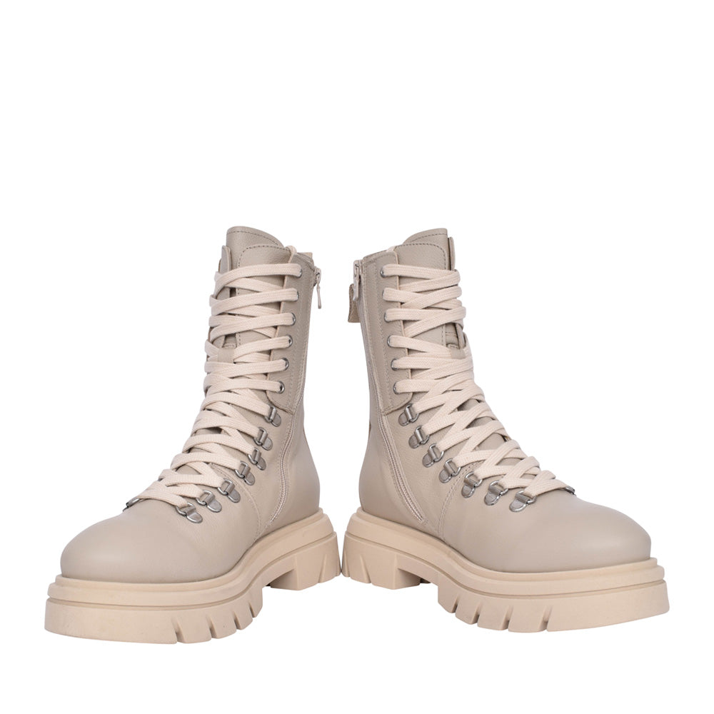 Ladies 206087 Calf Boot In Taupe