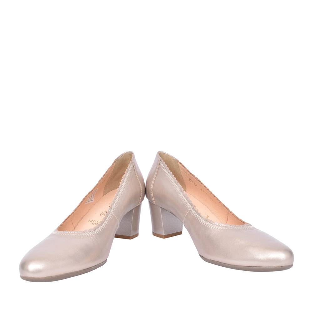 Ladies 5527 G-fit Low Heel Court Shoe In Metallic