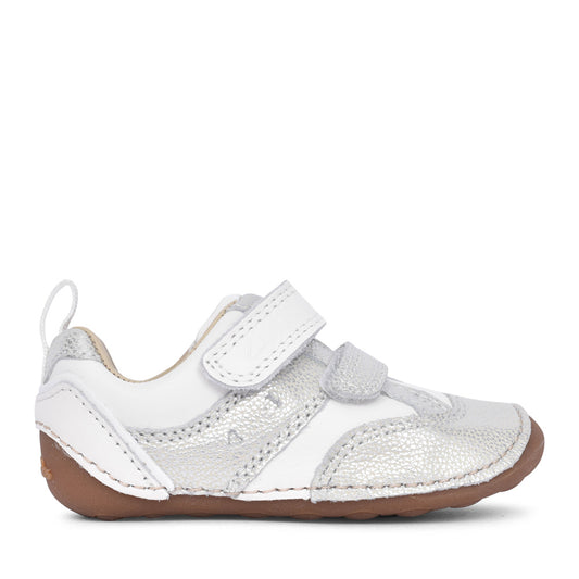 Girls Tiny Sky T White Metallic Velcro Shoe In Kids F Fit