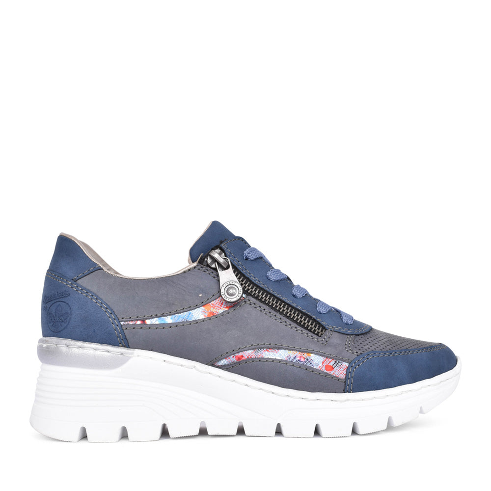 Ladies N8306 Laced Wedge Trainer In Blue