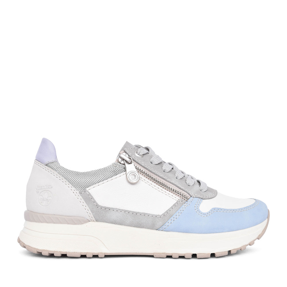 Ladies N7422 Laced Trainer In Off White