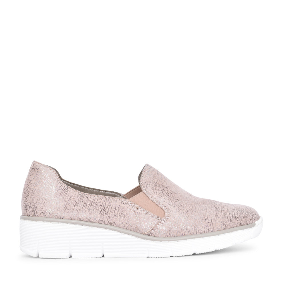 Ladies 537b0 Slip-on Shoe In Beige
