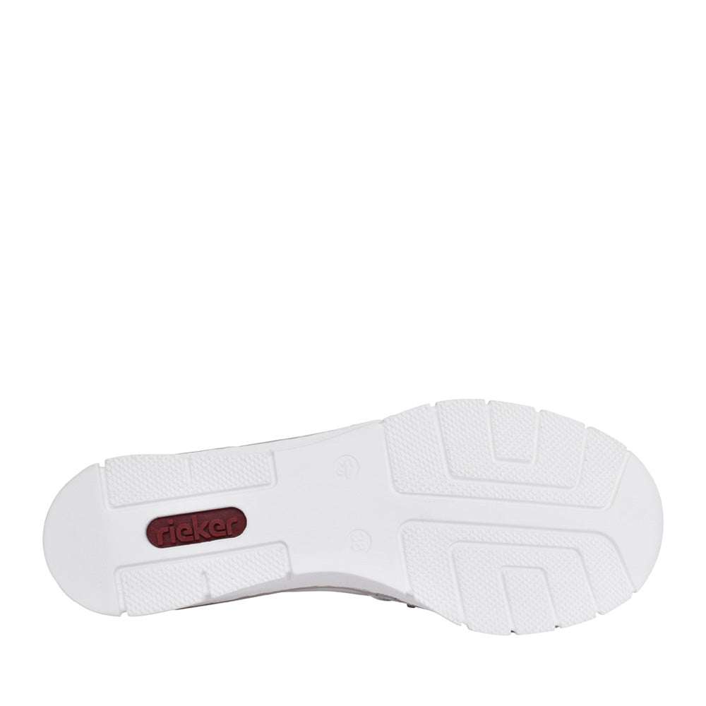 Ladies 53796 Slip-on Shoe In White