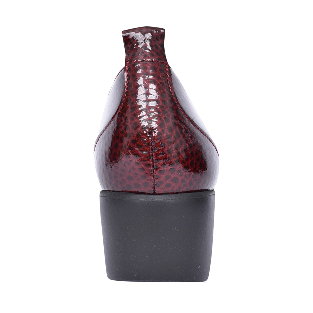 Ladies C-33303 Wedge Shoe In Burgandy