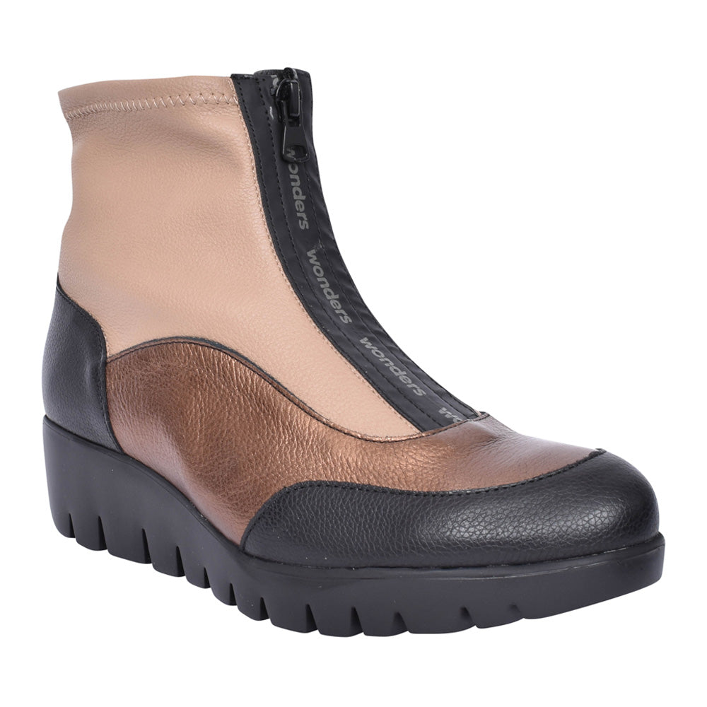Ladies C-33302 Wedge Ankle Boot In Taupe