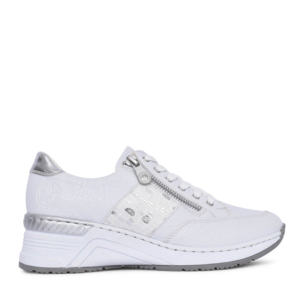 Ladies N4322 Laced Trainer In White