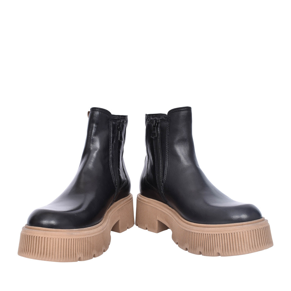 Ladies P72236 Ankle Boot In Leopard