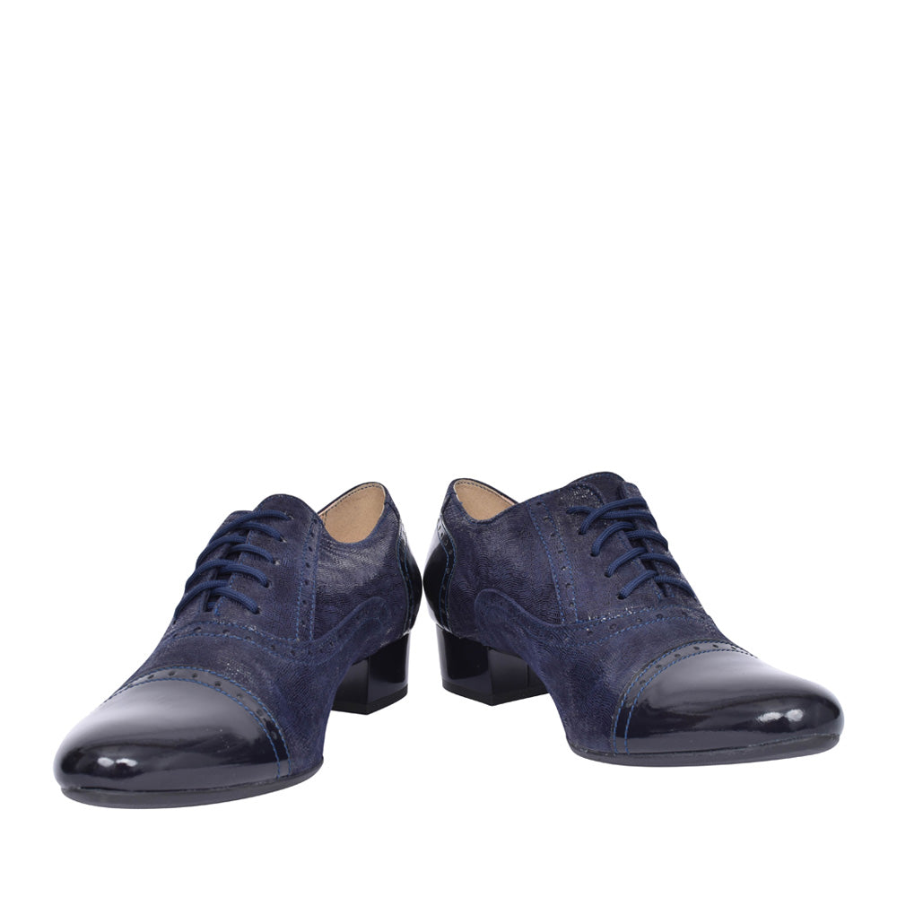 Ladies 1370 G-fit Quarter Brogue Shoe In Navy